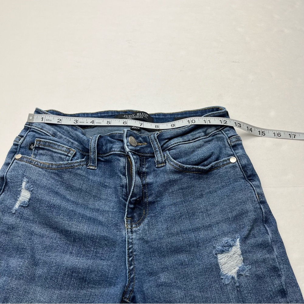 Judy Blue Distressed Relaxed Fit Womens Size 3 / 26 Blue Denim Jeans Frayed Hem - Picture 7 of 14